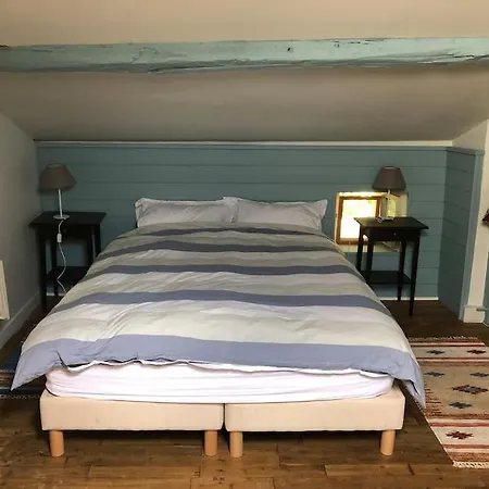 Holiday home Idyllic Farmhouse In Woods - Private Heated Pool Blanquefort-sur-Briolance